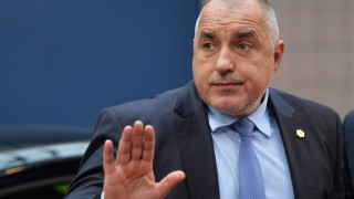 СЛОЖНАТА ШИЗОФРЕНИЯ НА ГЕРБ И КАК СЕ НАРУШАВА КОНСТИТУЦИЯТА