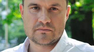 Д-р Калоян Методиев: Меркел може да се озове в ролята на гробокопач на Обединена Европа