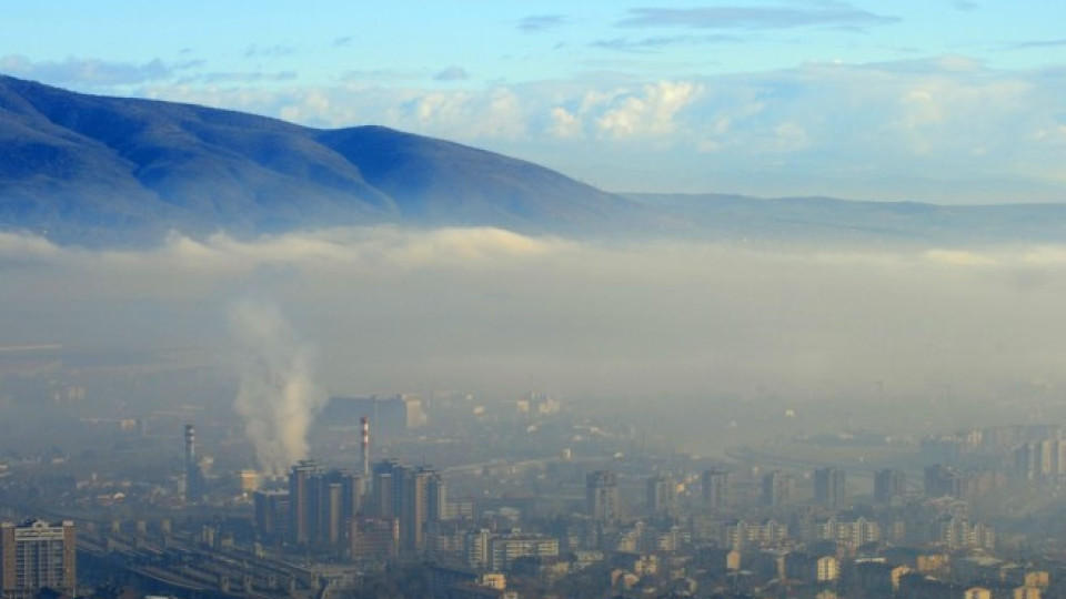 Фандъкова платила 108 000 лв. на адвокати да докажат, че въздухът в София е чист?