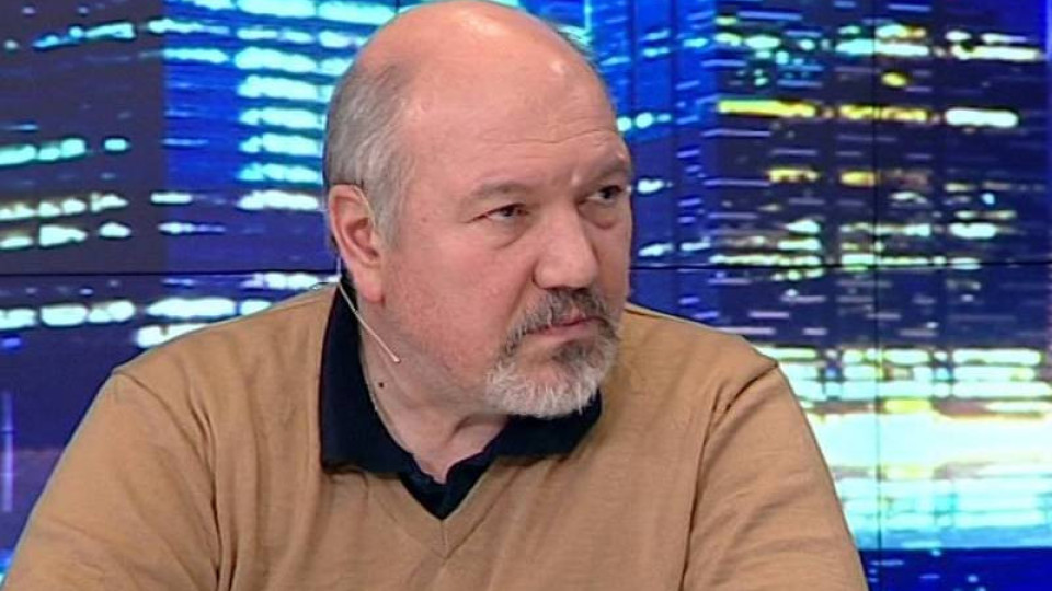 Проф. Маринов: Защо Радев да бърза с указа за Гешев? Защото Кирил Петков искал днес, утре, нощес...