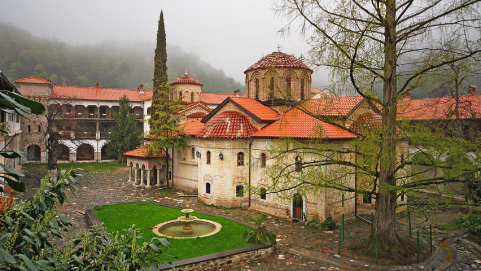 Бачковският манастир - най-посещаваната емблема на християнската история в България