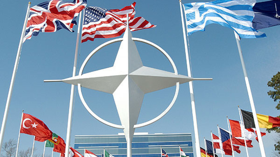 Не знам защо въобще я имаше тази среща на върха на НАТО, освен като някакво PR мероприятие
