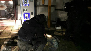 80 СПЕЦОВЕ ОТ „КОБРА“ СРЕЩУ 1 ОТ СЕЛО ОРЕШНИК. 24 ЧАСА! АШКОЛСУН!