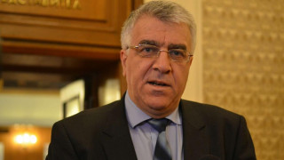 Лобиране за милиони: Румен Гечев от БСП внесе скандална поправка за акциза на цигарите