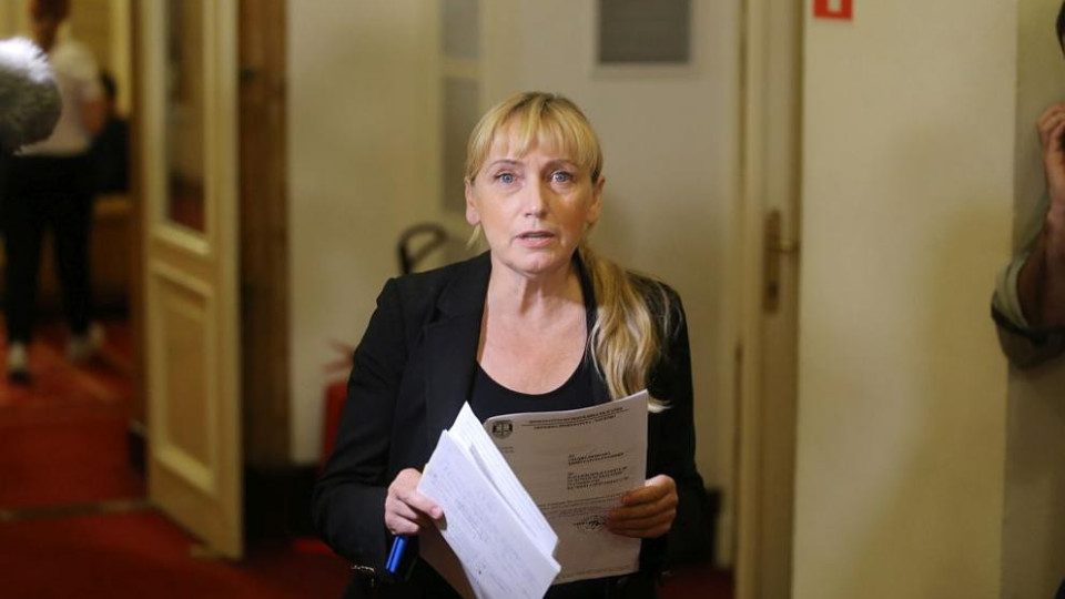 Елена Йончева: Гешев съобщи, че ще ни даде информация за разследванията, свързани с Борисов