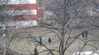 Режат катерушките от полянката на протестите в Младост
