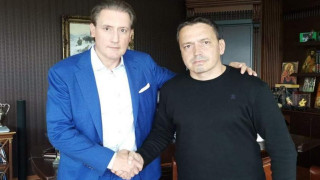 Тоз' пинчер Васил Иванов е точно толко разследващ журналист, колкото аз съм китайка