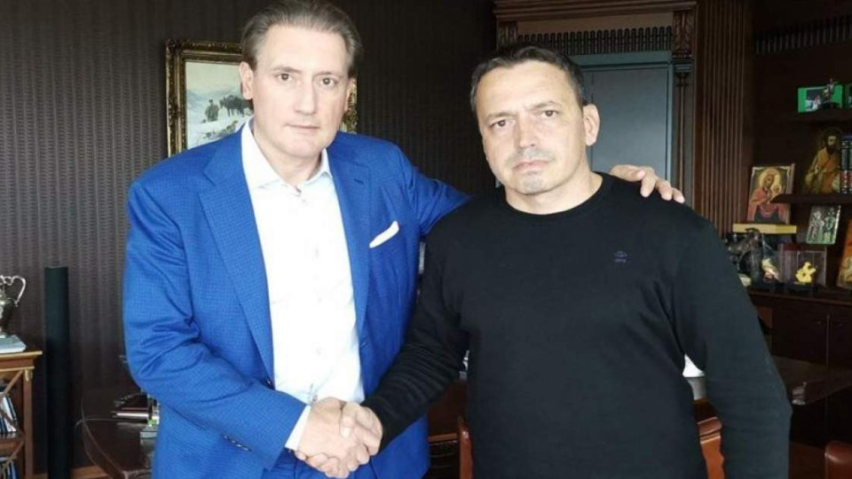 Тоз' пинчер Васил Иванов е точно толко разследващ журналист, колкото аз съм китайка