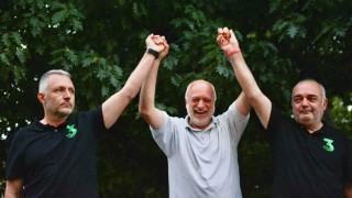 Хубав ден за българските граждани, лош ден за хунтата!