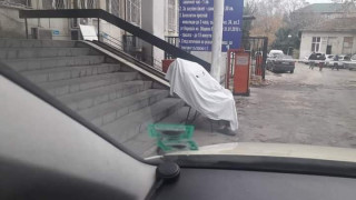 НАПРАВО ОБЯВЕТЕ МАСОВ ДОМАШЕН АРЕСТ