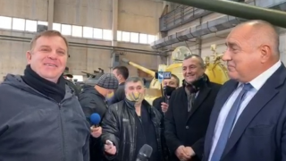 Борисов и пунта мара на тема танкове. Нагло!