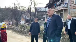 ТЪРЖЕСТВО НА ПРОСТОТИЯТА