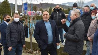 УВАЖАВАЙТЕ Я ТАЯ МУТРА, БРЕ!