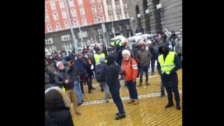 Започна ”Маршът към свободата” на жълтите павета