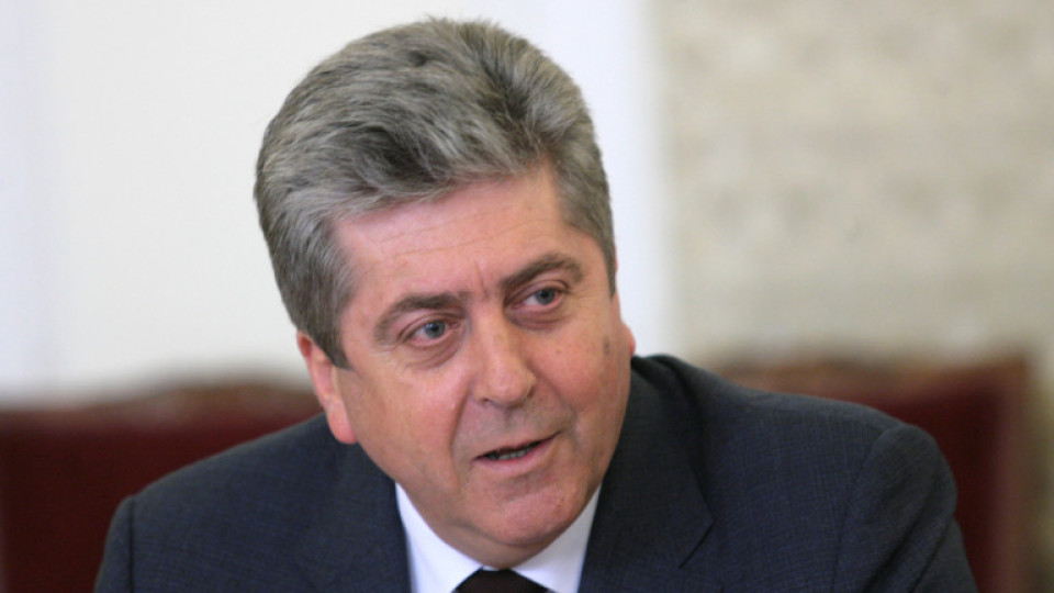 Първанов, пръв антинатовец, по самохвалство надмина Борисов