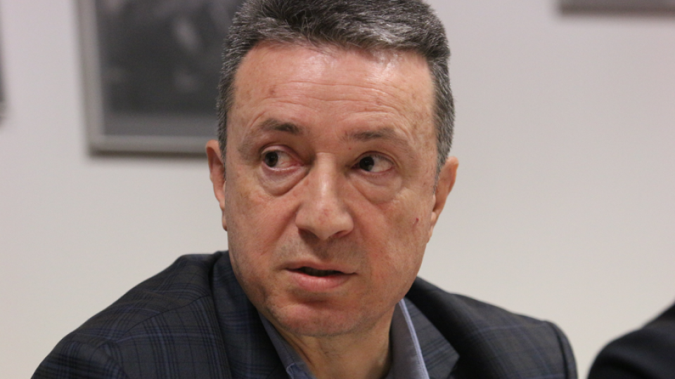 Министър Стоилов: Правя предложение до ВСС за предсрочното освобождаване на Гешев