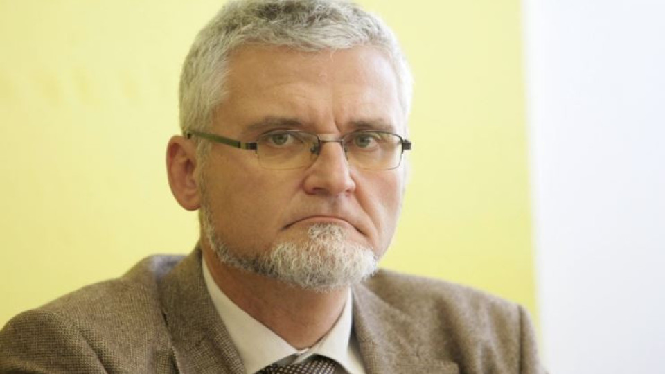 Адв. Минчо Спасов: Дипломата на Гешев е невалидна, не може да бъде главен прокурор