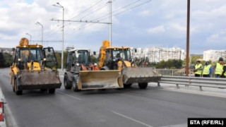 “Така работим". Какво се крие зад протестите на пътните фирми