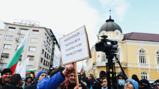 ПРОТЕСТЪТ И ПАНДЕМИЯТ@