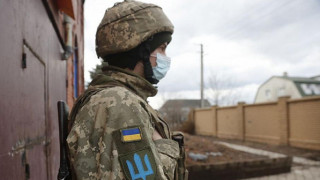 От маски на каски: Украинските мъже от 18 до 60 г. нямат право да напускат страната