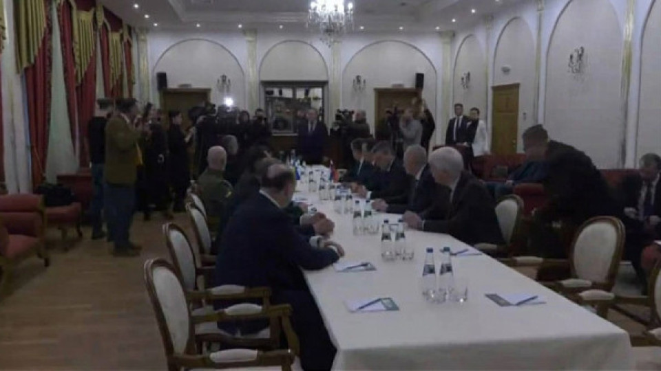 Започнаха преговорите между Русия и Украйна /видео/