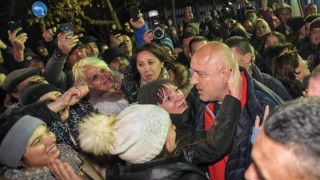 Борисов го чака неизбежен мат в няколко хода