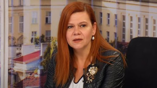 Защо Соня Момчилова иска да забрани на журналистите да членуват в НПО-та?