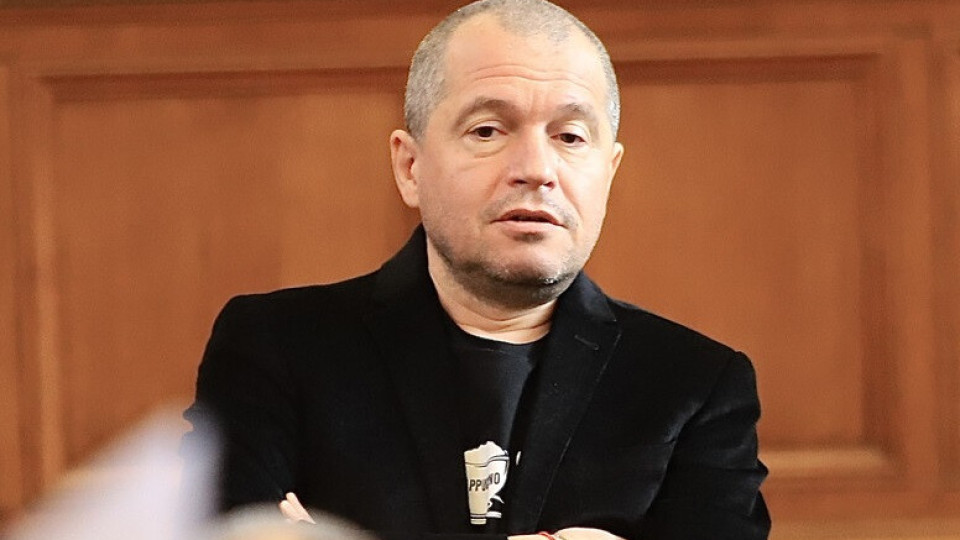 Тошко Йорданов разкри новата тактика на Кирил Петков за оставане във властта