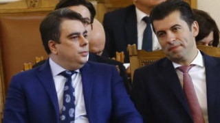 Скандал! Унищожават документи в министерствата!