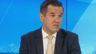 Уволненият шеф на ВМЗ-Сопот разкри скандалната истина за сделките на Корнелия Нинова