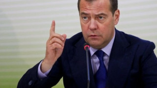 Медведев за предотвратения опит за убийство на Зеленски: Страхувай се, клоуне!
