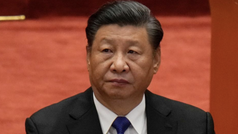 Си Дзинпин стана владетел на полярните морета и пое контрола над Арктика