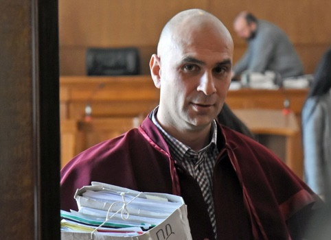 На прокурорската бухалака Димитър Франтишек му се размина за "Осемте джуджета"