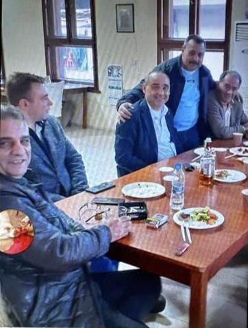 ЕКСКЛУЗИВНО! ПП-ДБ със скандални срещи в Столипиново! Редят изборите с боса на циганската махала Яшар Асан (СНИМКИ)