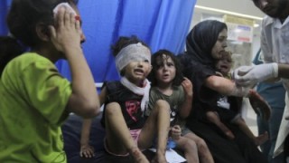 300 души, главно жени и деца, са убити в Газа вчера, обявиха палестинците. ЦАХАЛ: Хамас е отговорен за хората в Газа