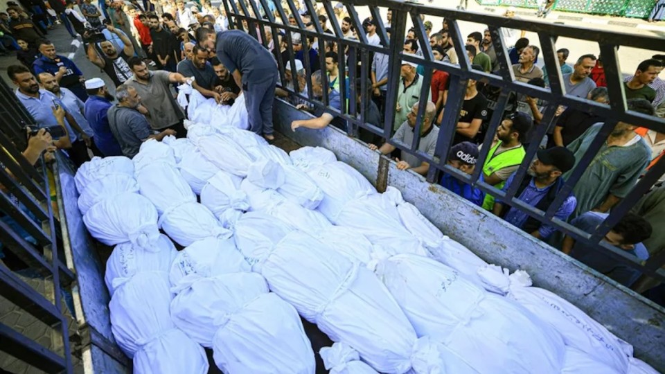 „Фигаро“: Израелският ответен удар в Газа вече уби повече от 2300 души, от които над 700 деца (снимки)