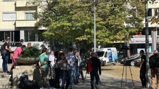 ГОЛЯМ СКАНДАЛ В ПАРЛАМЕНТА: Отказаха да допуснат журналистите в сградата, където се изслушва шефът на ДАНС за скандала с машините за гласуване