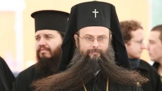 Протеже на митрополит Николай разпределя милиони в Пловдив