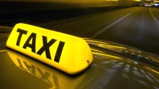Таксиметрови шофьори с фалшиви книжки „порят“ улиците на София