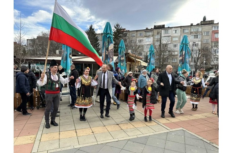 ГЕРБ-София почете паметта на Ботев, традиционния Богоявленския водосвет и Освобождението на столицата