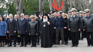 Когато България не я смяташ за Родина, не виждаш проблем да отидеш на тържествата за Ботев във Варна като текезесар