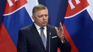 Премиерът на Словакия: Сериозно ли смятате, че има война в Киев? Шегувате се...