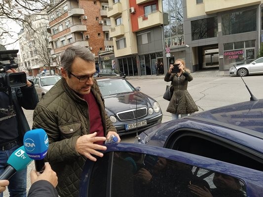 Скандал! Кой хариза баровски палат в пловдивския Бевърли Хилс - с. Марково, на шефа на РИОСВ-Пловдив Ивайло Йотков?