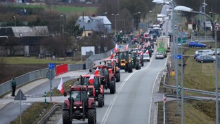 Полските фермери блокират пътищата по границата с Украйна