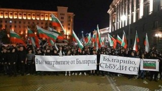 По-палавите мигранти ще разберат по трудния начин, че България е жива и че са объркали страната