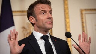 Изборният хазарт на Макрон може да завърши с неуправляема Франция