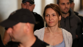 Повдигнаха второ обвинение на Петя Банкова - за принуда
