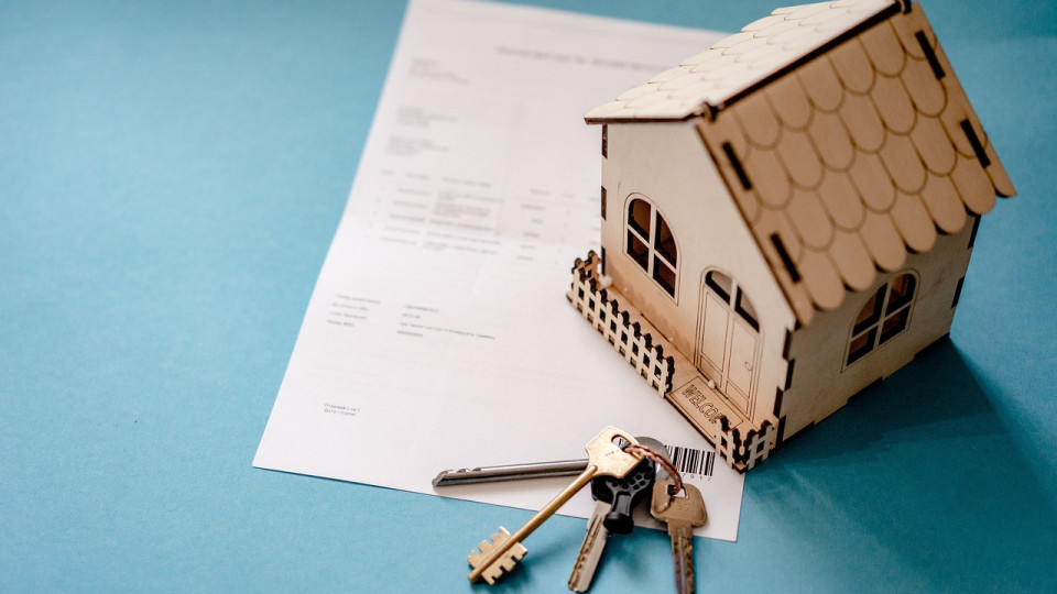 Финансистите успокояват: Покупката на ипотекиран имот към банка не застрашава купувача и не му носи рискове
