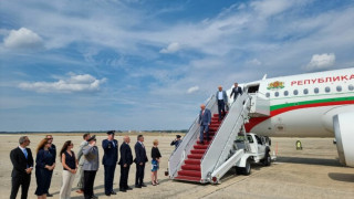 Главчев пристигна в САЩ за срещата на върха на НАТО