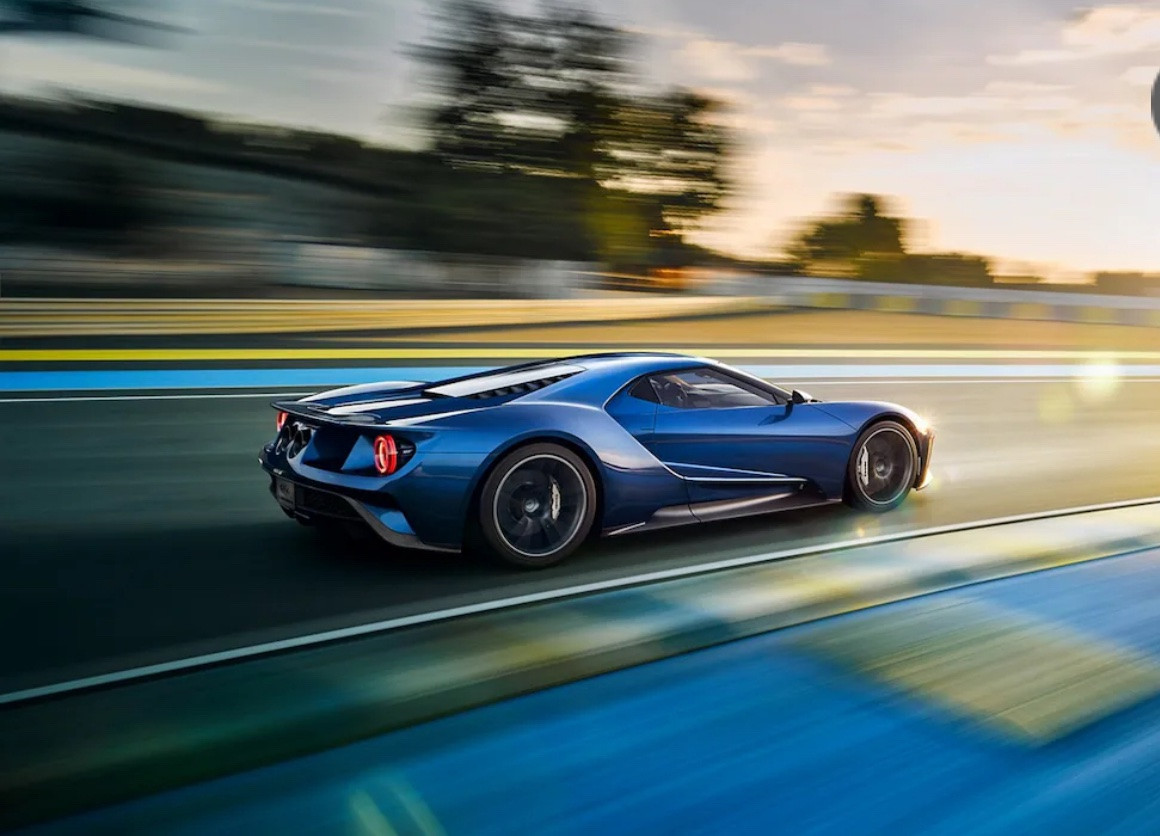 Ексклузивно! Абсолютната звезда на тазгодишният Автомобилен салон е Ford GT